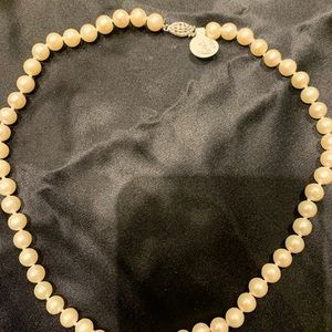 Gorgeous Genuine pearl necklace